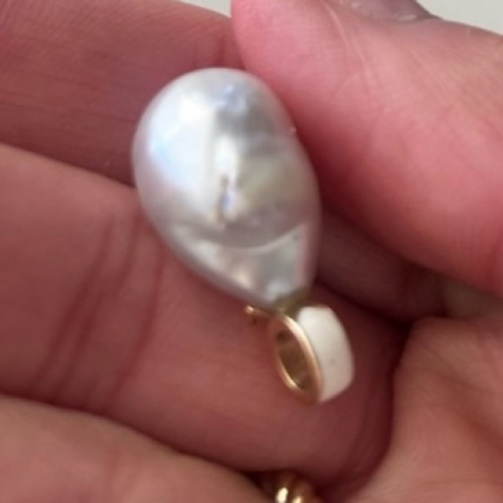 Nora Kogan Riga Charm | Solid 14k Gold Pearl & White Enamel Pendant - Picture 4 of 4